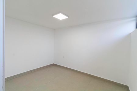 Casa à venda com 2104m², 4 quartos e 10 vagas Casa à venda com 2104m², 4 quartos e 10 vagasQuarto de serviço