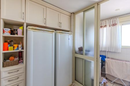 Apartamento à venda com 85m², 3 quartos e 2 vagasCozinha e Área de Serviço