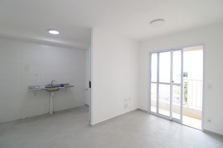 Sala de apartamento para alugar com 2 quartos, 39m² em Vila Isa, São Paulo
