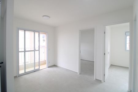 Sala de apartamento para alugar com 2 quartos, 39m² em Vila Isa, São Paulo