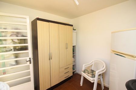 Casa à venda com 280m², 4 quartos e 2 vagas Casa à venda com 280m², 4 quartos e 2 vagasQuarto de Serviço