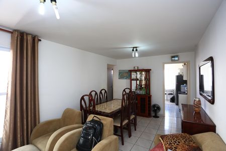Sala de apartamento para alugar com 2 quartos, 64m² em Parque Reboucas, São Paulo