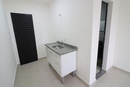 Quarto/Cozinha de kitnet/studio para alugar com 1 quarto, 21m² em Presidente Altino, Osasco