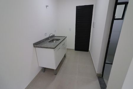 Cozinha de kitnet/studio para alugar com 1 quarto, 21m² em Presidente Altino, Osasco