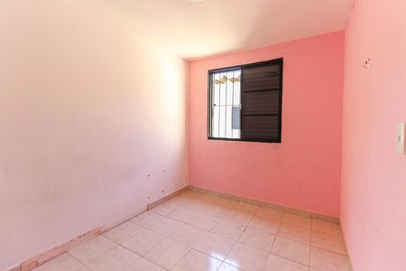 Quarto 2 de apartamento para alugar com 2 quartos, 49m² em Conjunto Residencial José Bonifácio, São Paulo