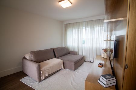 Sala de TV de apartamento à venda com 1 quarto, 111m² em Cidade Monções, São Paulo