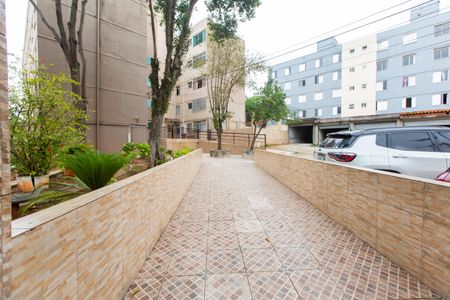 Apartamento à venda com 42m², 2 quartos e 1 vaga Apartamento à venda com 42m², 2 quartos e 1 vagaÁrea comum - Entrada