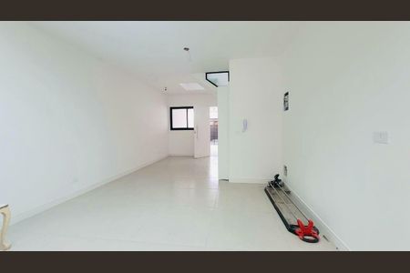Casa à venda com 110m², 3 quartos e 2 vagas