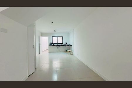 Casa à venda com 110m², 3 quartos e 2 vagas
