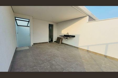 Casa à venda com 110m², 3 quartos e 2 vagas