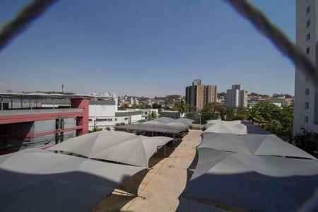 Apartamento à venda com 101m², 3 quartos e 2 vagasQuarto 1 - Vista
