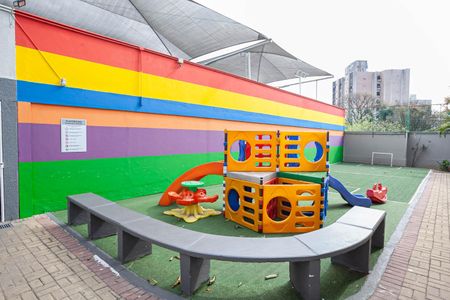 Apartamento à venda com 101m², 3 quartos e 2 vagasÁrea comum - Playground