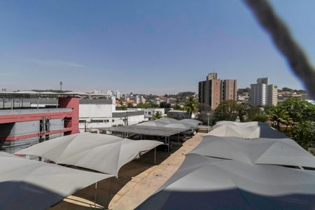 Apartamento à venda com 101m², 3 quartos e 2 vagasQuarto 2 - Vista