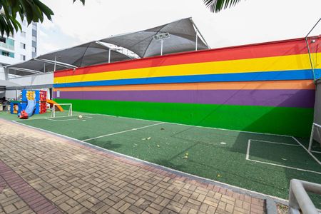Apartamento à venda com 101m², 3 quartos e 2 vagasÁrea comum - Playground