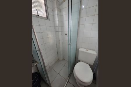 Banheiro de apartamento à venda com 2 quartos, 55m² em Padre Eustáquio, Belo Horizonte