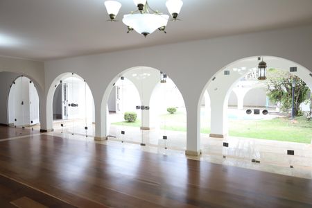 Sala de casa à venda com 6 quartos, 580m² em Jardim Marajoara, São Paulo
