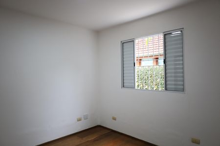 Casa à venda com 590m², 5 quartos e 4 vagasQuarto 4