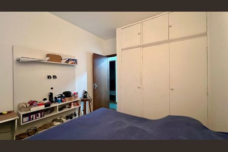 quarto  de apartamento à venda com 3 quartos, 90m² em Santo Antônio, Belo Horizonte