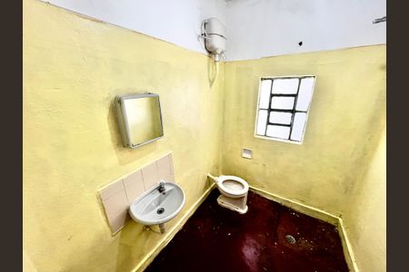 Banheiro de casa para alugar com 1 quarto, 50m² em Vila Aurora (zona Norte), São Paulo