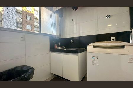 Apartamento à venda com 150m², 4 quartos e 2 vagas Apartamento à venda com 150m², 4 quartos e 2 vagasÁrea de serviço
