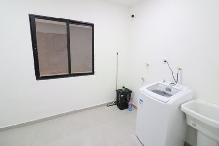 Área comum – Lavanderia de kitnet/studio para alugar com 1 quarto, 21m² em Presidente Altino, Osasco