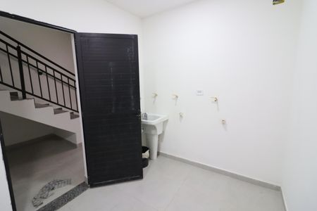 Área comum – Lavanderia de kitnet/studio para alugar com 1 quarto, 21m² em Presidente Altino, Osasco