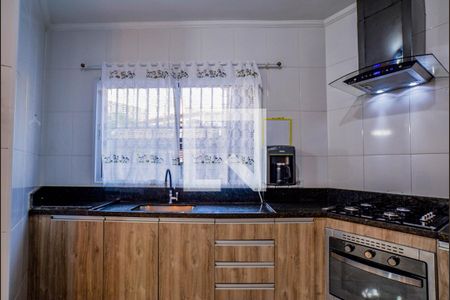Casa à venda com 244m², 3 quartos e 3 vagas