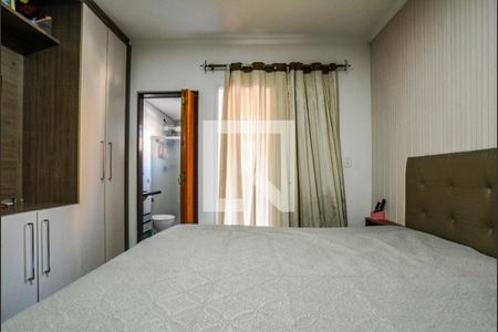 Casa à venda com 244m², 3 quartos e 3 vagas