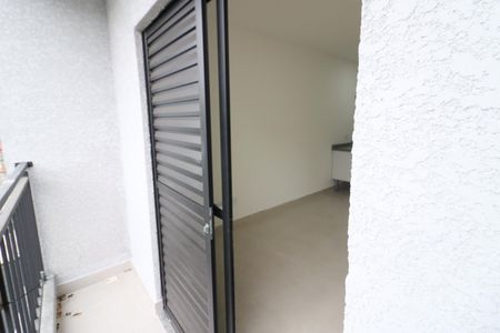 Varanda de kitnet/studio para alugar com 1 quarto, 21m² em Presidente Altino, Osasco