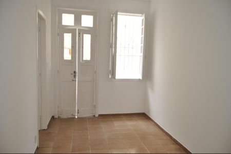 Sala de casa para alugar com 2 quartos, 70m² em Jacaré, Rio de Janeiro