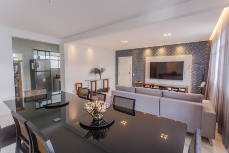 Sala de apartamento à venda com 4 quartos, 160m² em Funcionários, Belo Horizonte