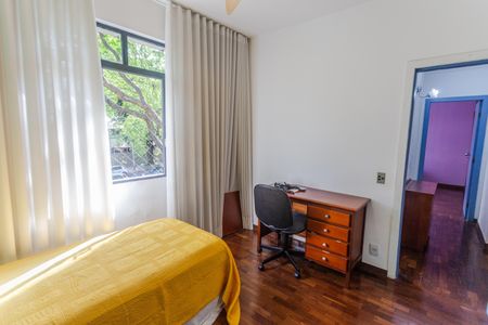 Apartamento à venda com 160m², 4 quartos e 2 vagas Apartamento à venda com 160m², 4 quartos e 2 vagasQuarto 2