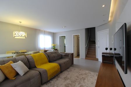 Sala de apartamento para alugar com 3 quartos, 140m² em Vila Olímpia, São Paulo