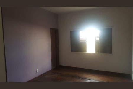 Casa à venda com 3 quartos, 220m² em Havaí, Belo Horizonte