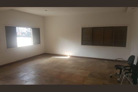 Casa à venda com 3 quartos, 220m² em Havaí, Belo Horizonte