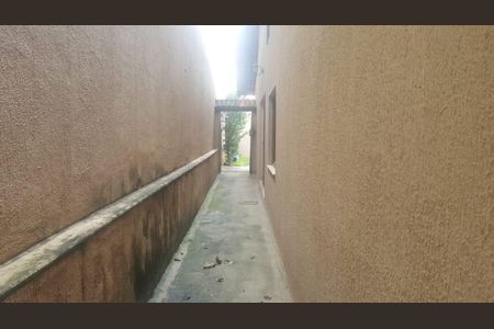 Casa à venda com 220m², 3 quartos e 2 vagas