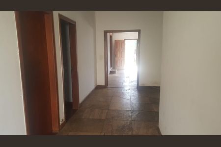 Casa à venda com 220m², 3 quartos e 2 vagas
