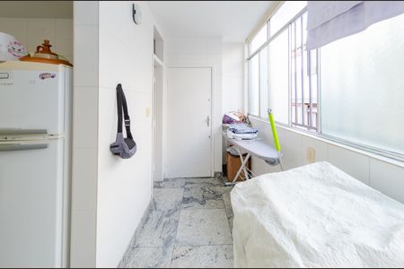 Apartamento à venda com 123m², 3 quartos e 1 vagaÁrea de serviço
