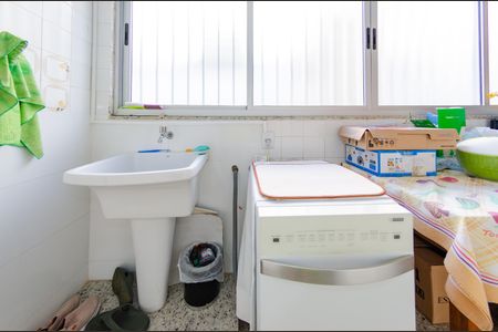 Apartamento à venda com 119m², 3 quartos e 1 vagaÁrea de serviço