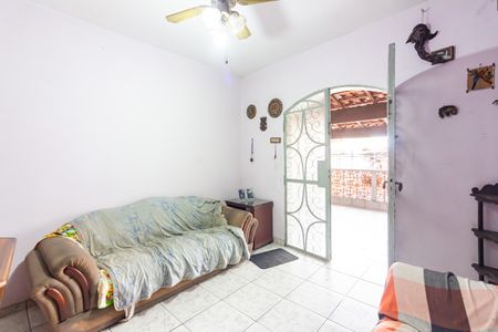 Sala de casa à venda com 2 quartos, 160m² em Vila Yolanda, Osasco