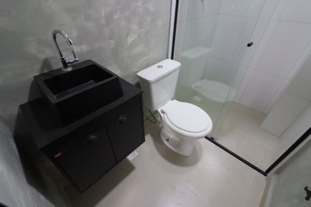 Banheiro de kitnet/studio para alugar com 1 quarto, 20m² em Presidente Altino, Osasco