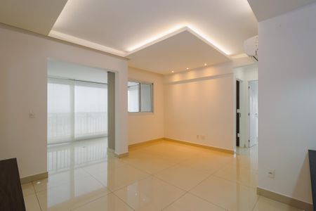 Sala de apartamento à venda com 2 quartos, 74m² em Vila Andrade, São Paulo