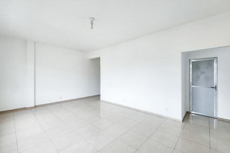 Apartamento para alugar com 106m², 2 quartos e 1 vagaSala