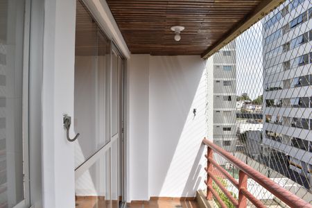 Sacada da Sala de apartamento para alugar com 1 quarto, 59m² em Campina do Siqueira, Curitiba