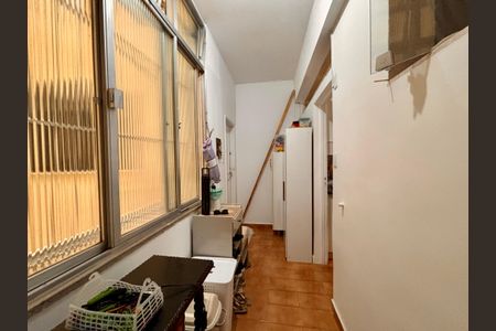 Apartamento à venda com 97m², 2 quartos e 1 vaga Apartamento à venda com 97m², 2 quartos e 1 vagaÁrea de serviço