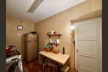 Apartamento à venda com 97m², 2 quartos e 1 vaga Apartamento à venda com 97m², 2 quartos e 1 vagaCozinha