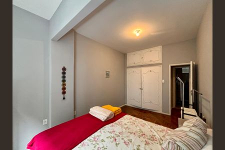 Apartamento à venda com 97m², 2 quartos e 1 vaga Apartamento à venda com 97m², 2 quartos e 1 vagaQuarto 2