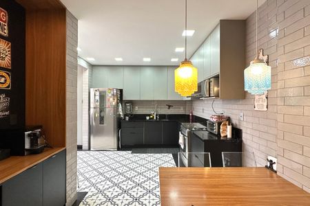 Apartamento à venda com 268m², 4 quartos e 1 vaga Apartamento à venda com 268m², 4 quartos e 1 vagaCozinha