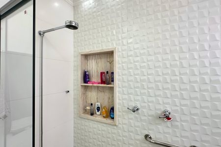 Apartamento à venda com 268m², 4 quartos e 1 vaga Apartamento à venda com 268m², 4 quartos e 1 vagaBanheiro da Suíte 1