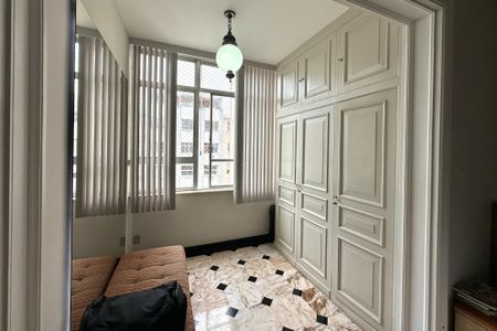 Apartamento à venda com 268m², 4 quartos e 1 vaga Apartamento à venda com 268m², 4 quartos e 1 vagaSuíte 1